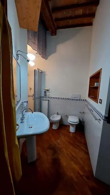 La Casa Di Aaron Apartment Montevarchi